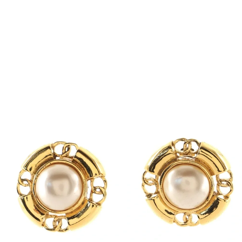Vintage Round CC Clip-On Earrings Metal with Faux Pearl